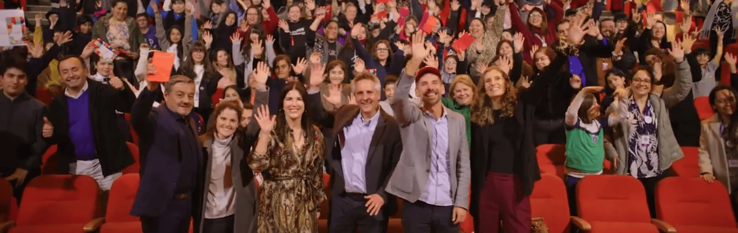 Fortalecemos el diálogo digital en casa con nuestros talleres “Las pantallas en mi hogar”